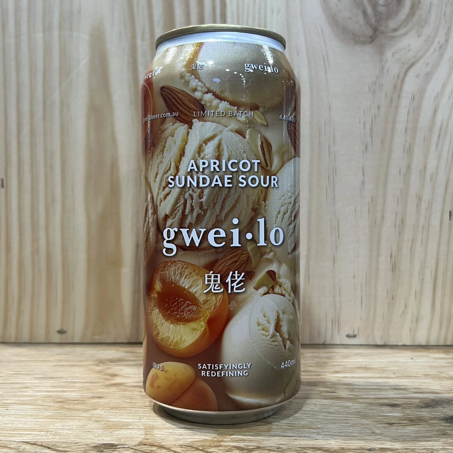 Gweilo Apricot Sundae Sour Limited Edition 4.4% 440mL
