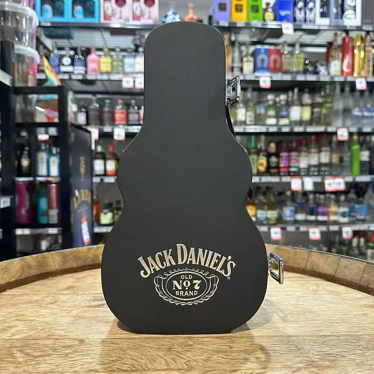 Jack Daniels in Guitar Case Gift Pack 700mL